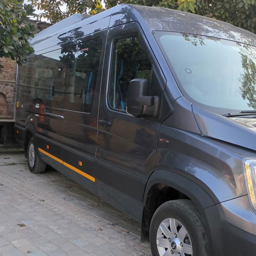 Nagar Tour & Travels